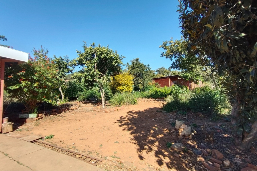 4 Bedroom Property for Sale in Leeuwenkloof North West